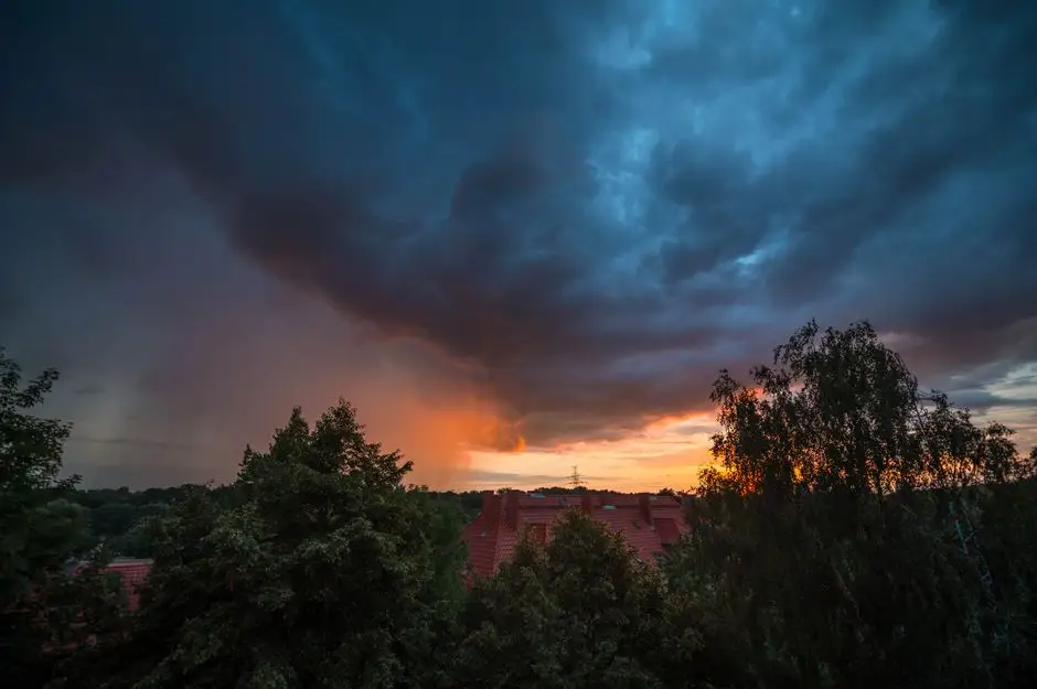 Ostrzeżenie meteorologiczne: burze w gminie Tomice