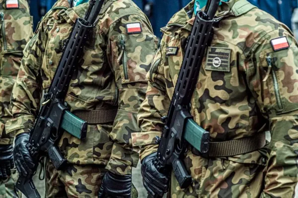 Nabór do Dobrowolnej Zasadniczej Służby Wojskowej w 2026 roku – sprawdź benefity i wymagania