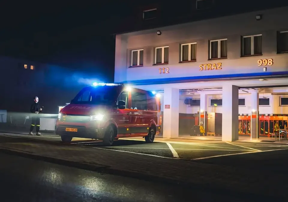 Interwencja OSP Kalwaria Zebrzydowska – usunięcie gniazda owadów przy aptece
