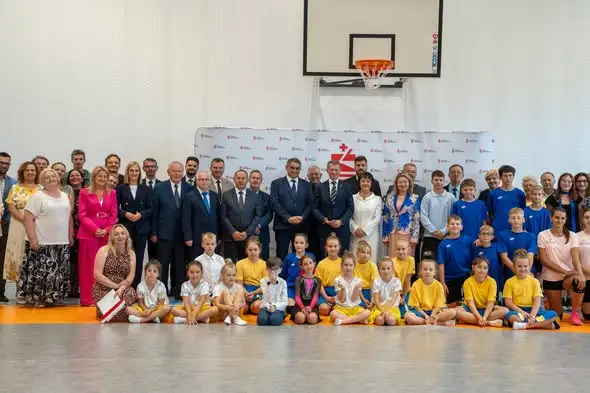 Nowa sala gimnastyczna w Zarzycach Wielkich otwarta – inwestycja za ponad 4,8 mln zł