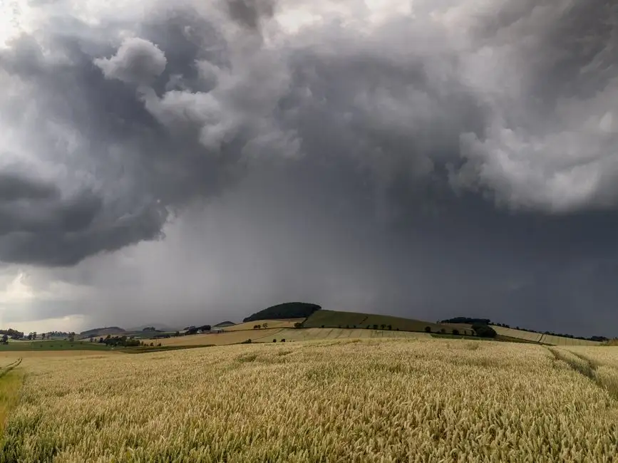 Ostrzeżenie meteorologiczne: burze w gminie Tomice