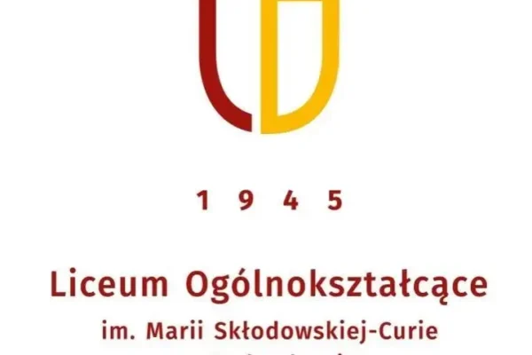 XX Integracyjny Rajd „Z Tobą na Groń” – ponad 400 osób na Groniu Jana Pawła II