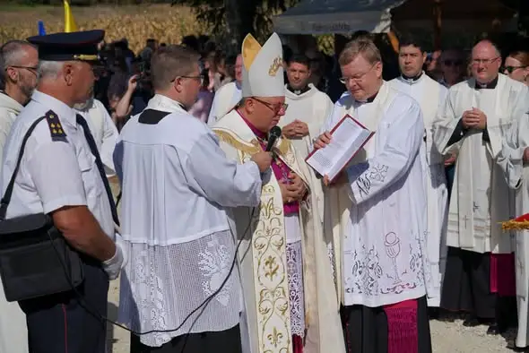 Kopia obrazu Matki Bożej Kalwaryjskiej koronowana w chorwackim Čepelovcu
