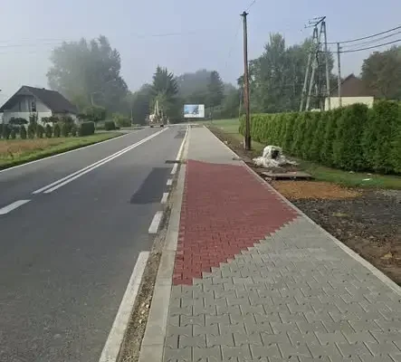 Nowe Dworach: drugi odbiór prac na drodze powiatowej 1768K