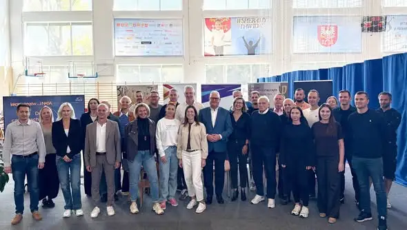 Komunikacja kluczem do sukcesu w sporcie – panel dla trenerów w Andrychowie