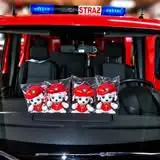 Sobotnie nasadzanie krzewów na skarpie przy kościele w Brzeźnicy