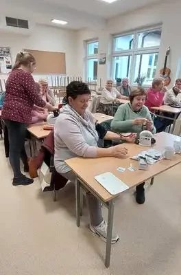 Pielęgniarka środowiskowa odwiedziła Klub Seniora w Wieprzu