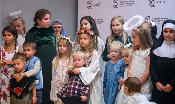 Niebiański Bal Wszystkich Świętych w Kalwarii Zebrzydowskiej – radość i uśmiech najmłodszych