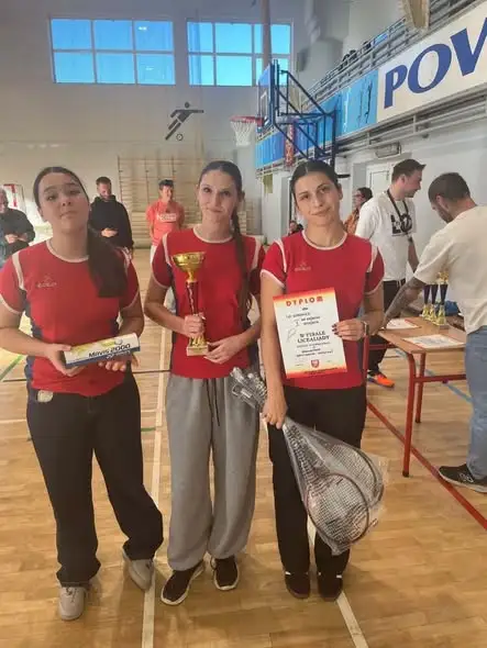 Wadowiccy licealiści najlepsi w powiatowym badmintonie Licealiady