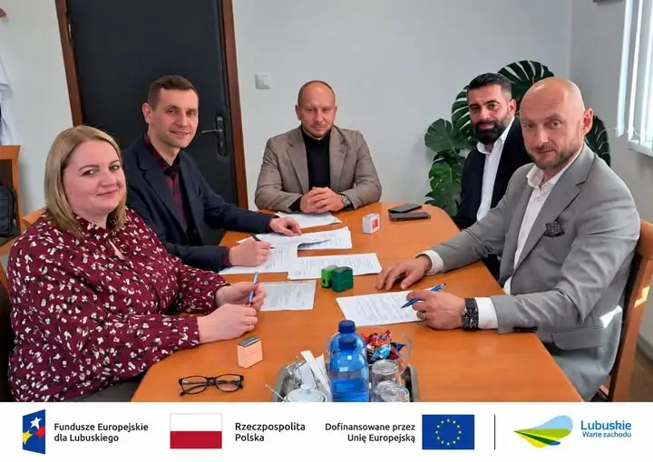 Umowa na IV etap budowy Centrum Kultury Górali Bukowińskich w Brzeźnicy podpisana