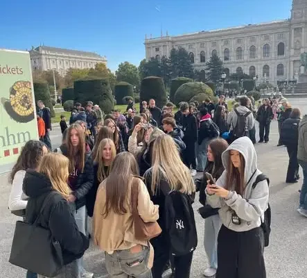 Uczniowie z Andrychowa zwiedzali Wiedeń, Lednice i Brno