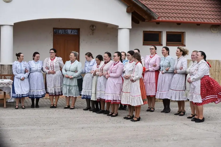 Woźniki świętowały 80-lecie KGW i 40-lecie zespołu „Woźniczanki”